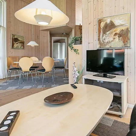 Three-bedroom Holiday In Ulfborg 6 *