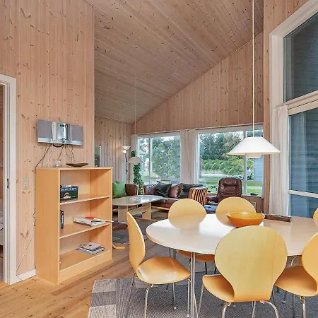 Dom wakacyjny Three-bedroom Holiday In Ulfborg 6 Fjand Gårde
